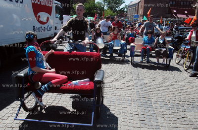 Najwieksza w Polsce uliczna demostracja rowerowa czyli...