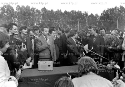 Spotkanie delegacji Solidarnosci na czele z Lechem...