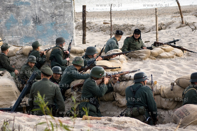 Operacja D Day - byla przedmiotem inscenizacji na plazy...