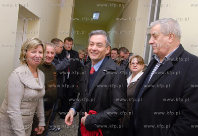 Slupsk. Otwarcie biura poselskiego  Roberta Biedronia...