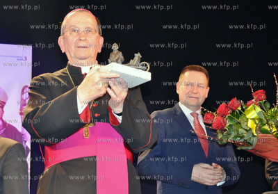 Arcybiskup gnieźnieński Hanryk Józef Muszyński...