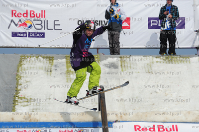 Sopot. Plac Zdrojowy przy molo. Zamkniecie zimowej...