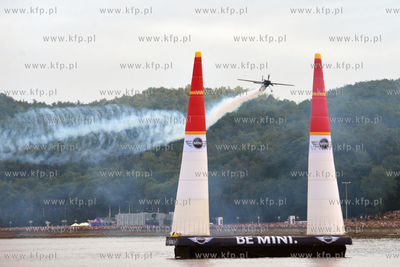 Gdynia - 4. przystanek Mistrzostw Swiata Red Bull Air...