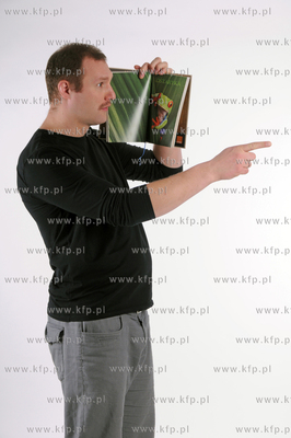 Sesja zdjeciowa Kabaretu Limo. Na zdjeciu Wojciech...