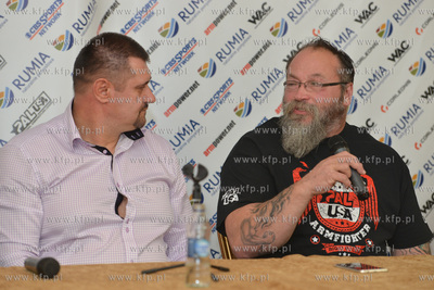 Do Rumi przyjechal wczoraj Alexey Voevoda (Rosja),...