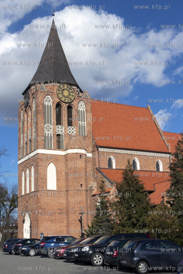 Gotycki kościół Podwyższenia Krzyża Świętego...