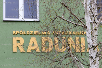 Biura Spółdzielni Mieszkaniowej "Radunia" przy ulicy...