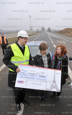 Oficjalne rozpoczecie budowy nowego terminalu, plyty...