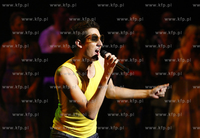 Gdynia. Teatr Muzyczny. Benefis Franciszka Walickiego...