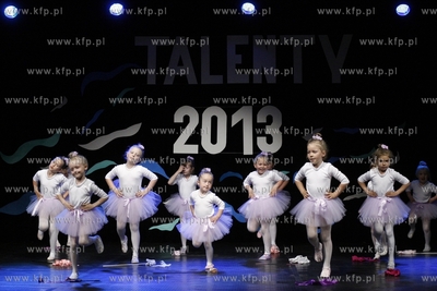 Gdansk. Dworek Arura. Zawody taneczne Talenty 2013.
08.06.2013
fot....