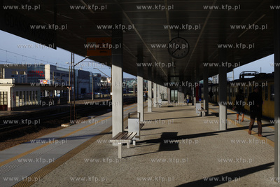 Peron kolejki SKM Gdansk Wrzeszcz.
29.11.2013
fot....