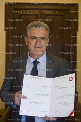 Bogdan Oleszek z dyplomem za Najpiękniejszy Podświetlony...