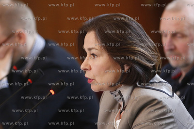 XVII nadzwyczajną sesję Rady Miasta Sopotu, na której...