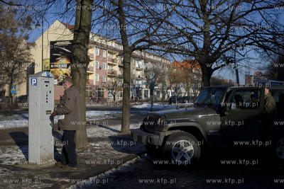 Parking przy ul. Podwale Staromiejskie w Gdańsku,...