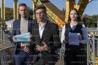 Żółty most w Gdańsku. Konferencja prasowa przewodniczącego...