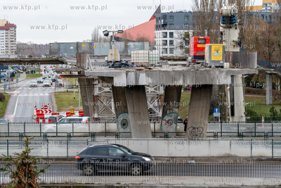 Zaspa. Rozbiórka kładki nad al. Rzeczypospolitej...