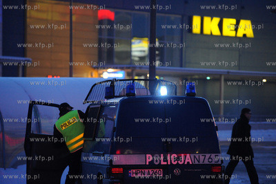 Gdansk Matarnia. Poszukiwania ladunku wybuchowego w...