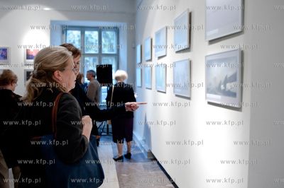 Gdansk. Nadbaltyckie Centrum Kultury. Uroczystosc wreczenia...