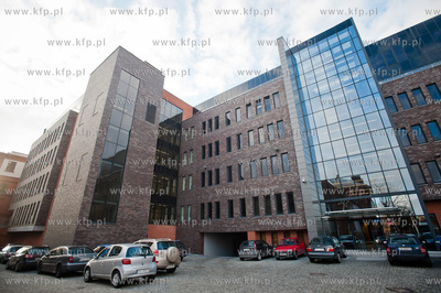 Gdansk. Budynek Sadu Okregowego przy ul. 3 Maja.
03.12.2012
fot....