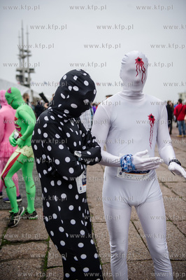 Gdynia. Skwer Kosciuszki. Start Biegu Niepodleglosci....