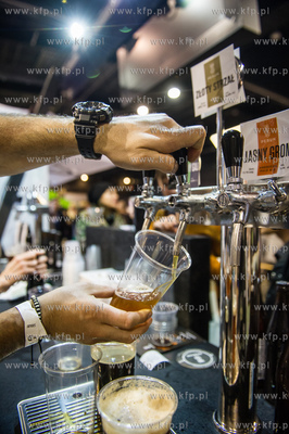 Miedzynarodowe Targi Gdanskie Amber Expo. Hevelka -...