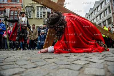Wielki Piatek. Misterium Meki Panskiej na ulicach Gdanska.
25.03.2016
fot....