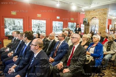 Gdańsk. Muzeum Poczty Polskiej. Prezentacja audio-przewodnika,...