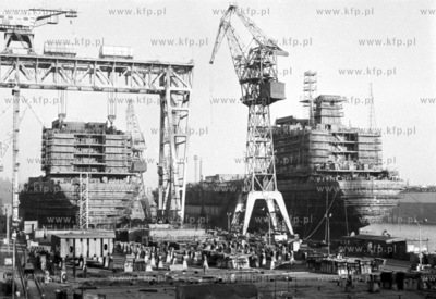 Stocznia im. Komuny Paryskiej w Gdyni.
16.01.1978
3styczen78_z.kosycarz_p22
Fot....