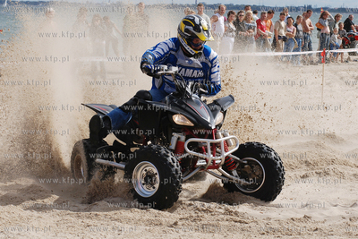 Ssang Yong Cup - wyscigi samochodow firmy Ssang Yong...