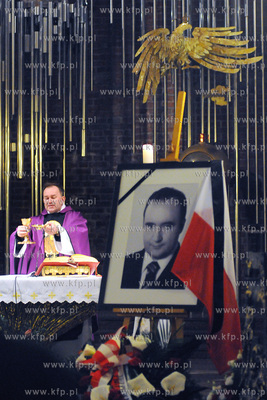 Kosciol Sw. Brygidy w Gdansku. O godzinie 19. odprawiona...