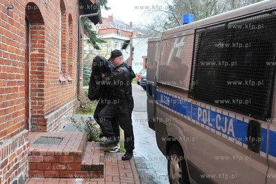 Prokuratura Rejonowa w Wejherowie. Policja doprowadzila...