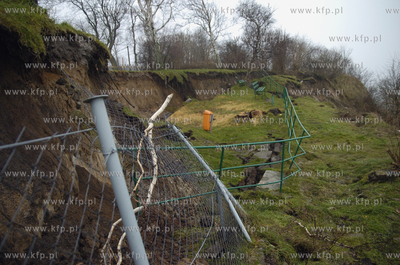 Jaroslawiec Zawalil sie nadmorski klif. Uszkodzenia...