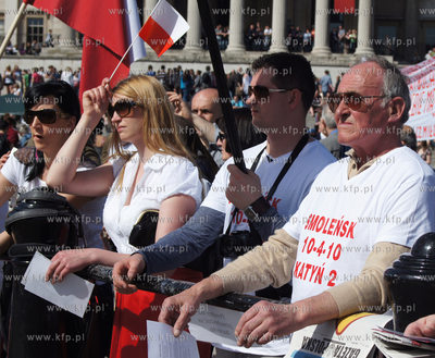 Londyn, Trafalgar Square. Polonia obchodzi pierwsza...