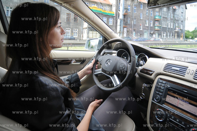 Aktorka Anna Przybylska (na zdjeciu) odebrala w Salonie...