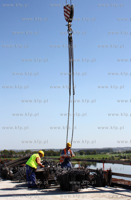 Kwidzyn. Budowa mostu przez Wisle.  Inwestycja warta...