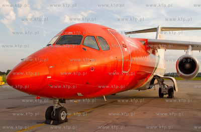 Gdansk, Rebiechowo. Nz. Avro RJ 85 TNT. 10.09.2012...