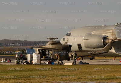 Na gdanskim lotnisku wyladowal Boeing C 17 Globemaster...