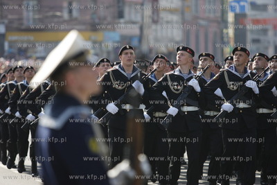 Rosja, Kaliningrad. Parada z okazji 68 rocznicy zwyciestwa...