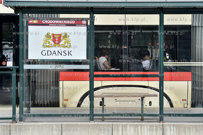 Gdańsk. al. Zwycięstwa. Przystanek tramwajowy Chodowieckiego...