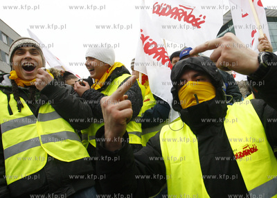 Gdansk. Demonstracja Zwiazkow Zawodowych z Grupy Energa....