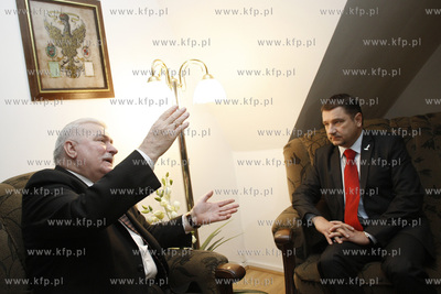 Gdansk. Biuro Lecha Walesy. Spotkanie Przewodniczacego...