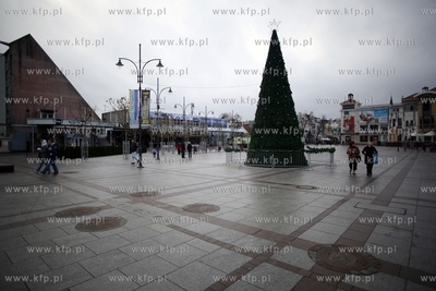 Sopot. Plac Przyjaciol Sopotu. Swiateczna choinka.
28.12.2011
fot....