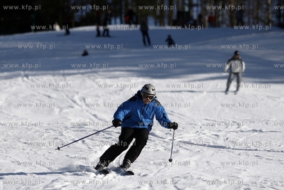 Wieżyca koło Szymbarka. Stok narciarski. 04.03.2012...