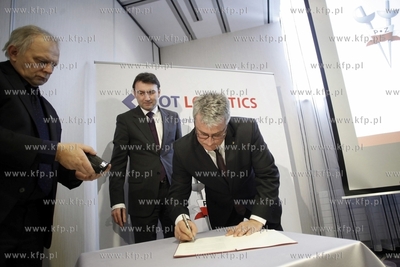 Gdansk. Hotel Hilton. Podpisanie umowy sponsorskiej...