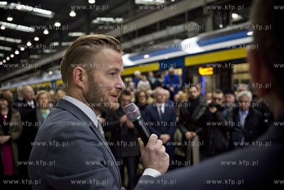 Inauguracyjny przejazd  nowym pociągiem PKP SKM, typu...