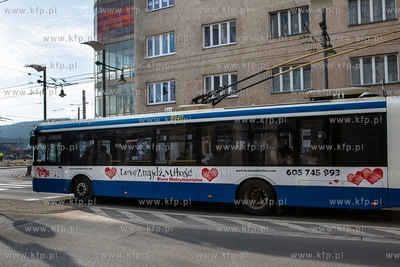 Gdynia, ul. Świętojańska. Trolejbus. 08.02.2019...