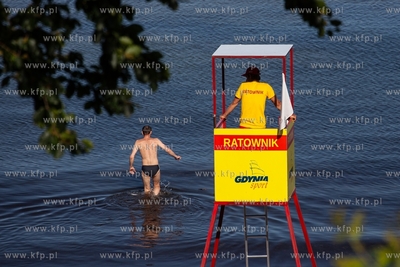Gdynia Orłowo. Upalny dzień nad morzem. 29.06.2019...