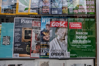 Gdańsk, kiosk przy ulicy Dmowskiego. 20.03.2020 /...