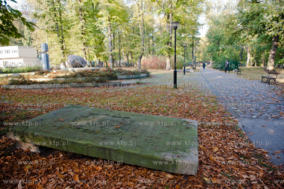 Gdansk. Park obok Politechniki Gdanskiej. Lapidarium...