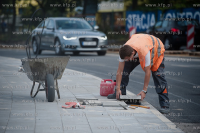 Gdansk. Wznowione po kilku miesiecznej przerwie, prace...